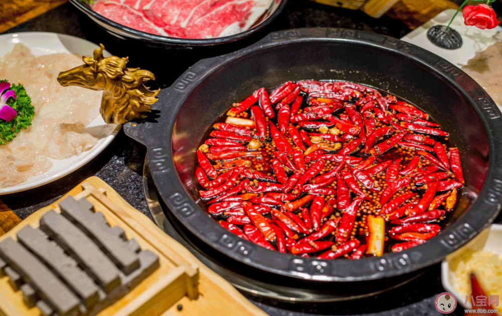 吃辣火鍋為啥容易拉肚子 火鍋里的東西都啥時候熟 吃辣火鍋為啥容易拉肚子 火鍋里的東西都啥時候熟