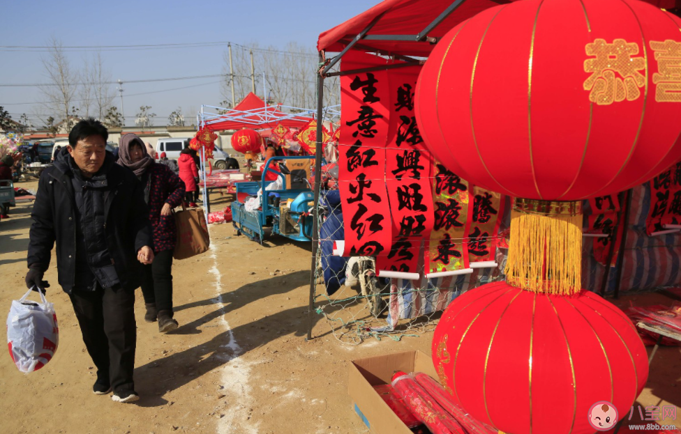 第一批回家過年的人開始趕大集了 過年要準(zhǔn)備哪些年貨 第一批回家過年的人開始趕大集了 過年要準(zhǔn)備哪些年貨