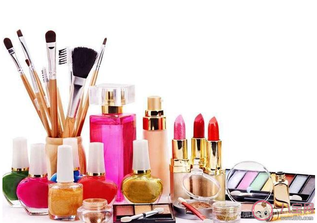 中國(guó)化妝品在韓國(guó)火了是怎么回事 化妝品該如何選擇