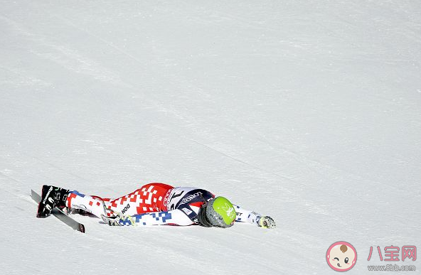 為什么滑雪摔倒會導致窒息身亡 粉雪為什么暗藏危機 為什么滑雪摔倒會導致窒息身亡 粉雪為什么暗藏危機