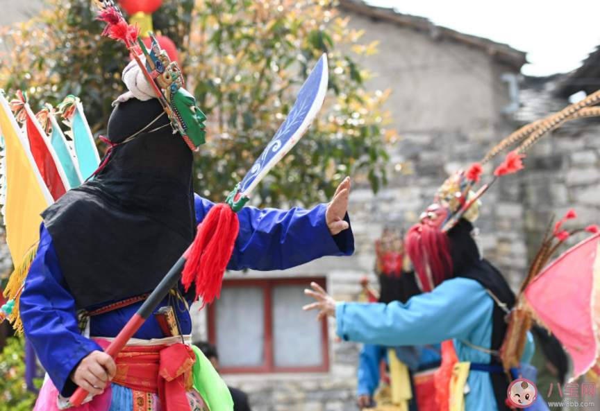 以下哪種傳統民間戲劇在表演時要戴上木雕面具 螞蟻新村12月28日答案