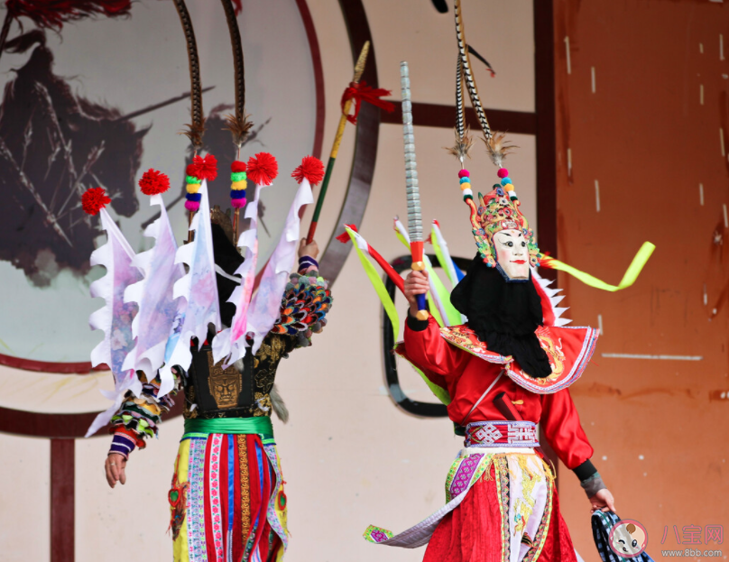 以下哪種傳統民間戲劇在表演時要戴上木雕面具 螞蟻新村12月28日答案