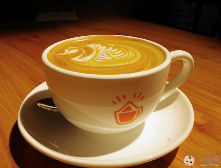 奶茶的咖啡因含量比咖啡還高嗎 為什么不能經常喝奶茶