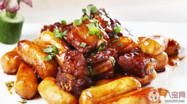 《繁花》里的美食有哪些 阿寶感情線有幾條