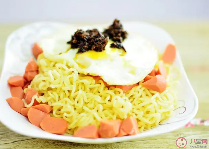 方便面真是垃圾食品嗎 方便面能不能多吃 方便面真是垃圾食品嗎 方便面能不能多吃