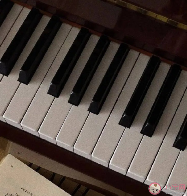 鋼琴銷量斷崖式下滑是什么原因 鋼琴為什么不好賣了
