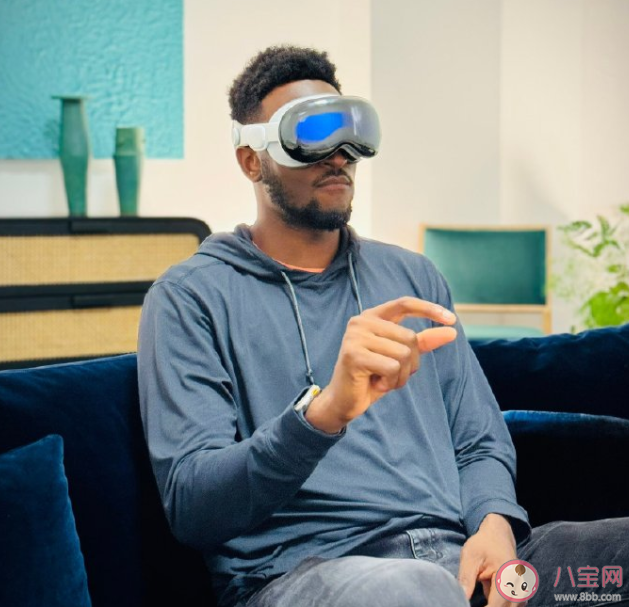 蘋果頭顯單綁帶戴20分鐘感到疼痛 蘋果頭顯到底值不值得買