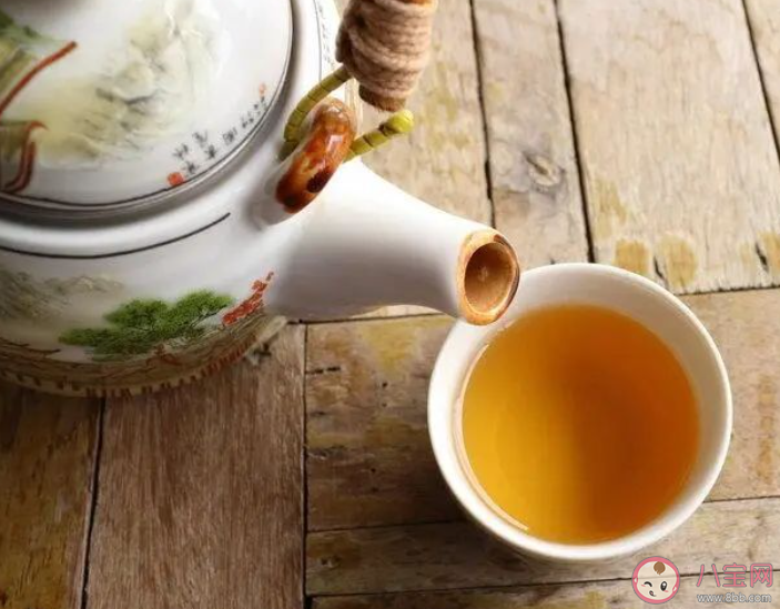 長期喝茶與喝白開水誰更健康 長期喝茶的人最后都怎么樣了