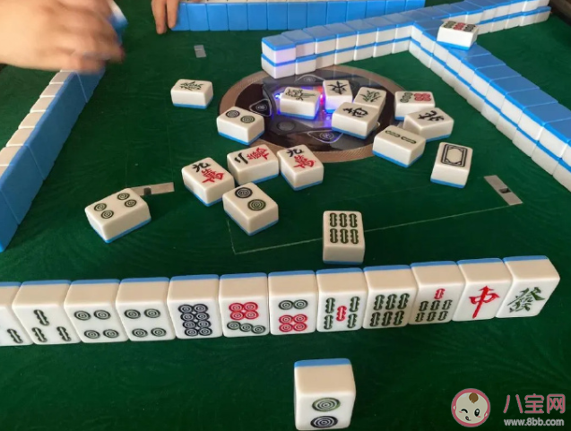 春節前半數麻將機被90后買走 年輕人為什么喜歡打麻將