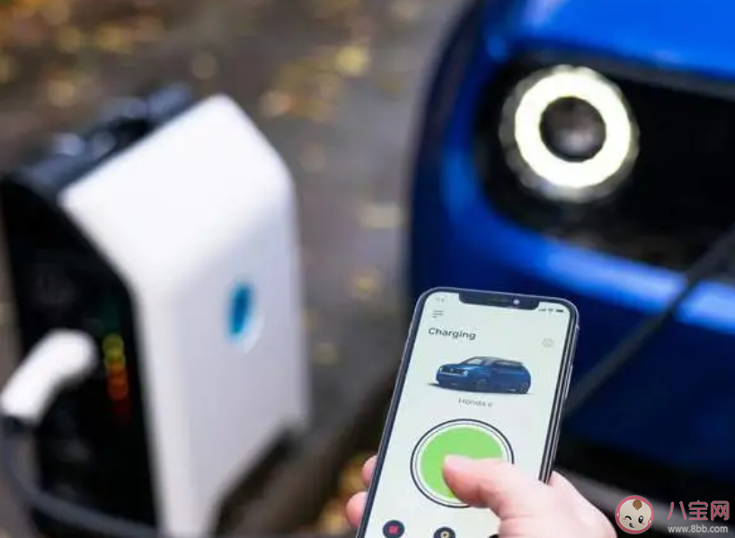 開電車回東北18小時充7次電是怎么回事 電車不開空調(diào)也掉電嗎 開電車回東北18小時充7次電是怎么回事 電車不開空調(diào)也掉電嗎