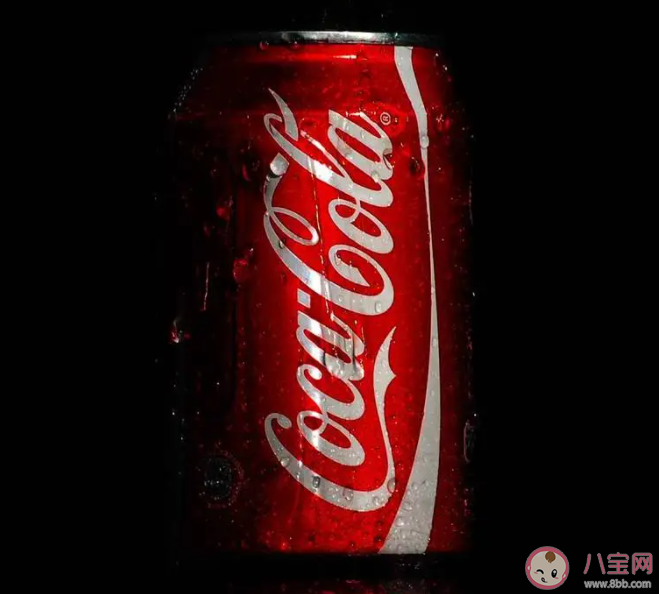 喝可樂會(huì)影響壽命嗎 可樂能不能經(jīng)常喝 喝可樂會(huì)影響壽命嗎 可樂能不能經(jīng)常喝