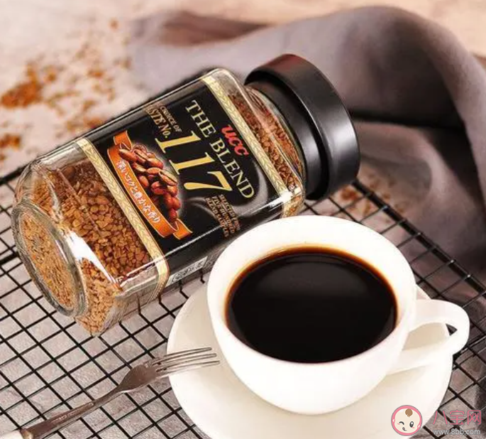 常喝速溶咖啡會(huì)加速衰老嗎 為什么不建議喝速溶咖啡