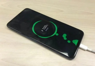 手機電池不喜歡100%的飽和狀態 手機怎樣充電才最好