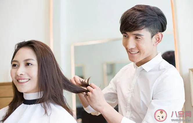 理發店為什么用耳麥交流 如何高情商拒絕理發店推銷辦卡