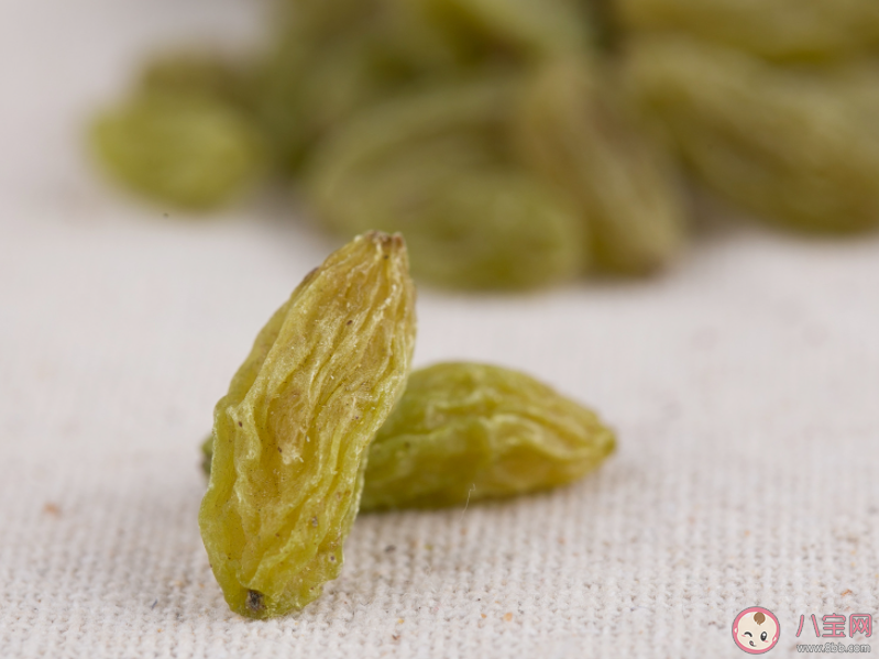 葡萄干怎么吃最健康 睡前吃幾粒葡萄干有哪些好處