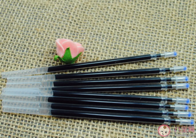 中性筆的筆芯末端通常有一小段油狀液體猜猜有什么用途 螞蟻莊園3月10日答案 中性筆的筆芯末端通常有一小段油狀液體猜猜有什么用途 螞蟻莊園3月10日答案