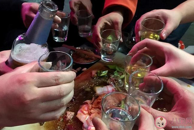 喝酒臉白的人可能更危險嗎 哪些藥酒后不能吃