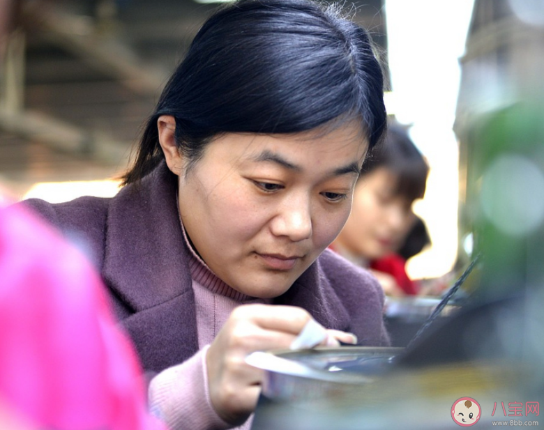 媽媽崗能緩解生育后再就業焦慮嗎 為什么女性婚后不好找工作