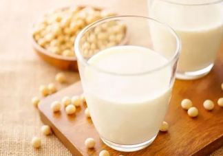 乳腺增生真是豆漿惹的禍嗎 乳腺增生哪些食物不能吃