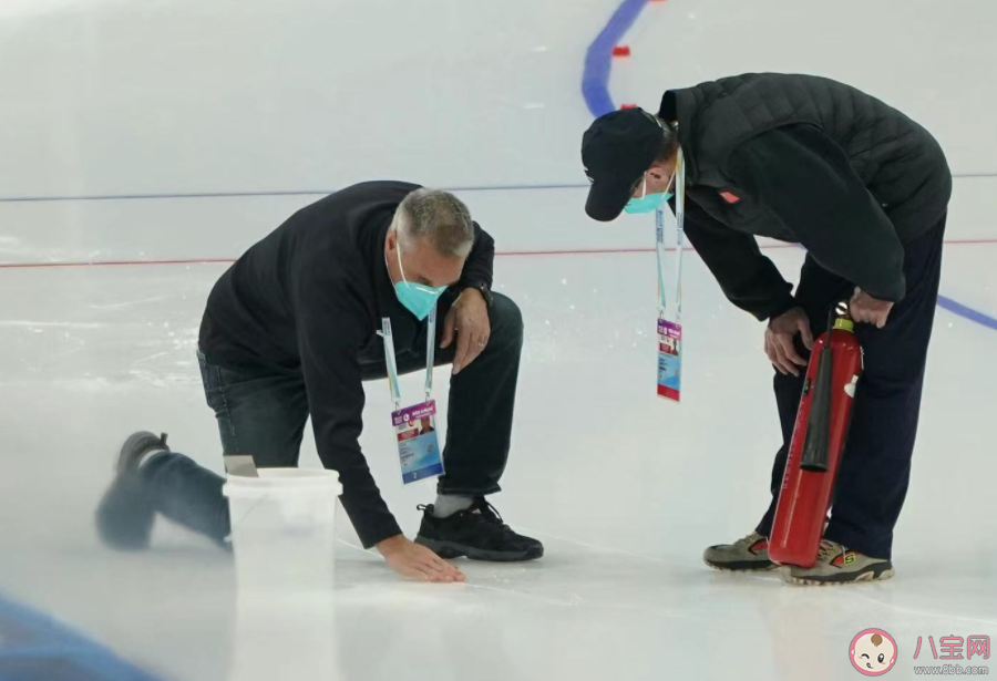 以下哪種職業(yè)是為冰上運(yùn)動(dòng)鋪設(shè)賽道或場(chǎng)地的專業(yè)人員 螞蟻新村4月4日答案